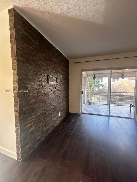 Building Photo - 8002 Lagos De Campo Blvd