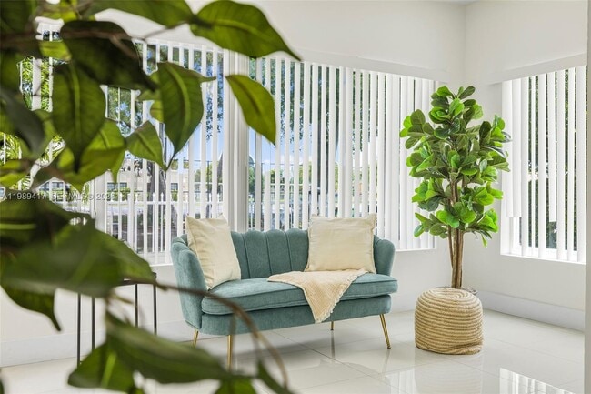 Building Photo - 1924 SW 20th St