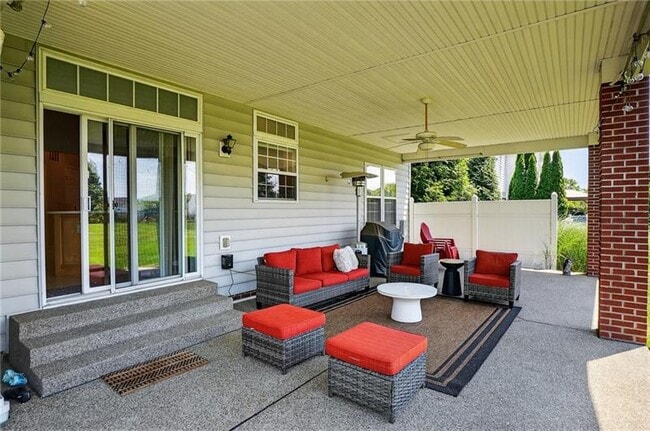 Building Photo - 1403 N Shevlin Ct
