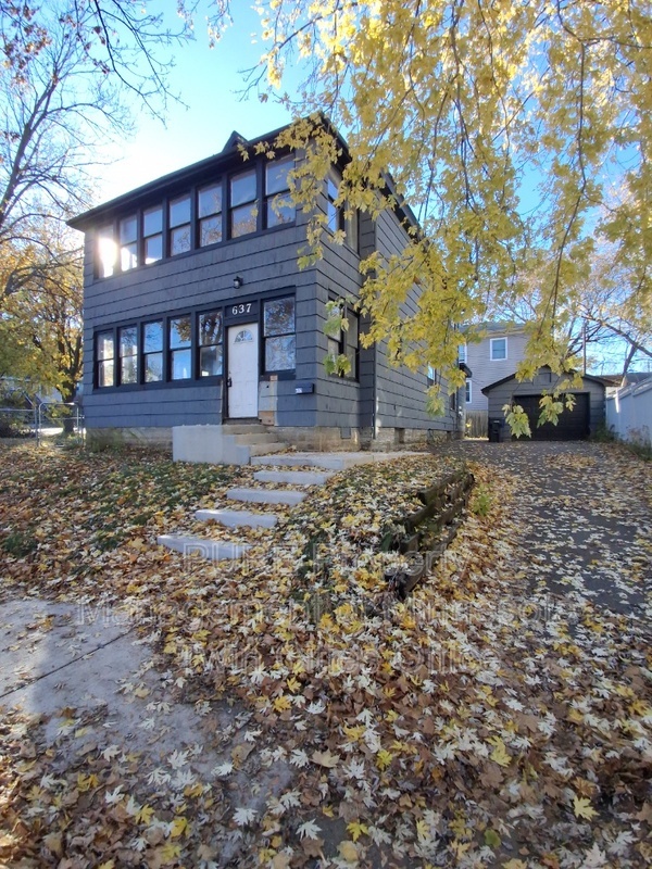 Primary Photo - 637 Earl St