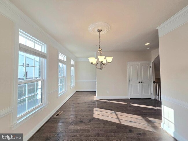 Building Photo - 5415 Stream Bank Ln