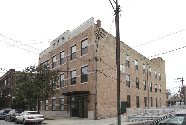 Building Photo - 213 N Racine Ave