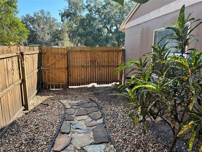 Building Photo - 1810 Washington Ave