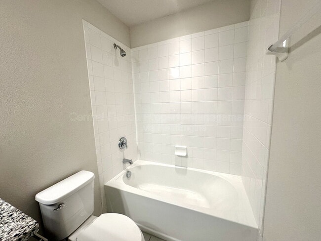 Building Photo - 3615 Voyager Ln