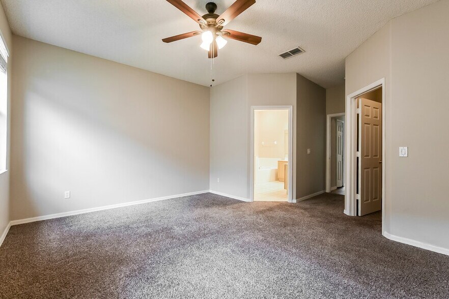 Building Photo - 14693 Kristenright Ln