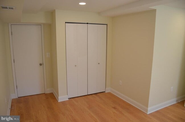 Building Photo - 9012 Paddock Ln