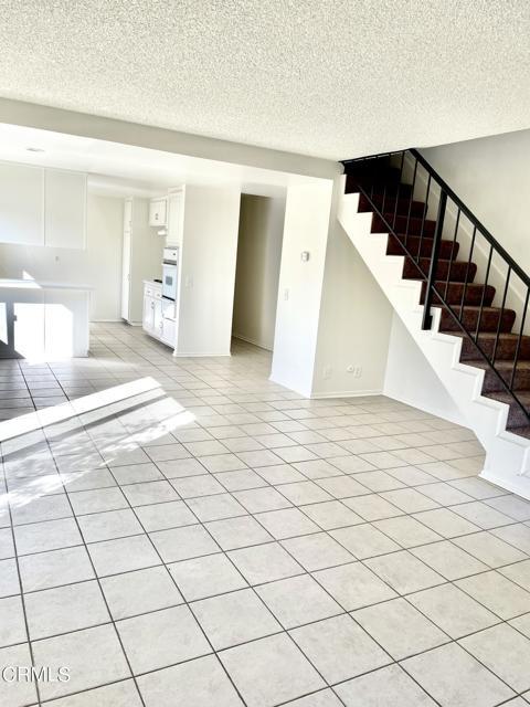 Building Photo - 9401 Petit Ct