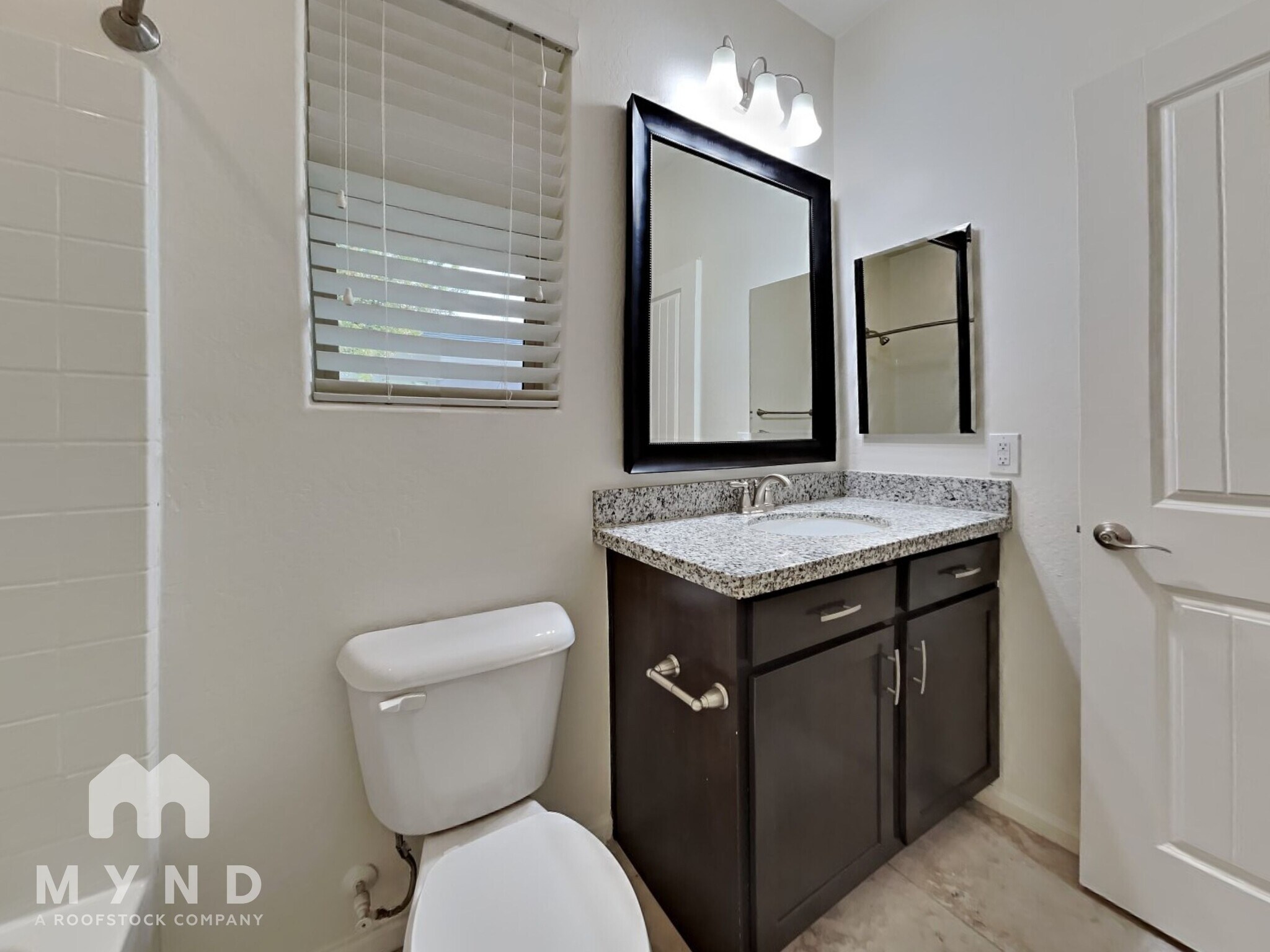 Building Photo - 19913 W Lincoln St