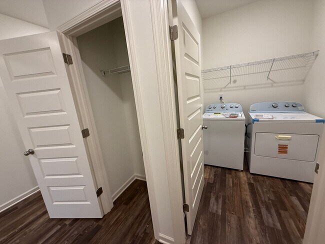 Building Photo - Springville’s Archers Brooke Community one...