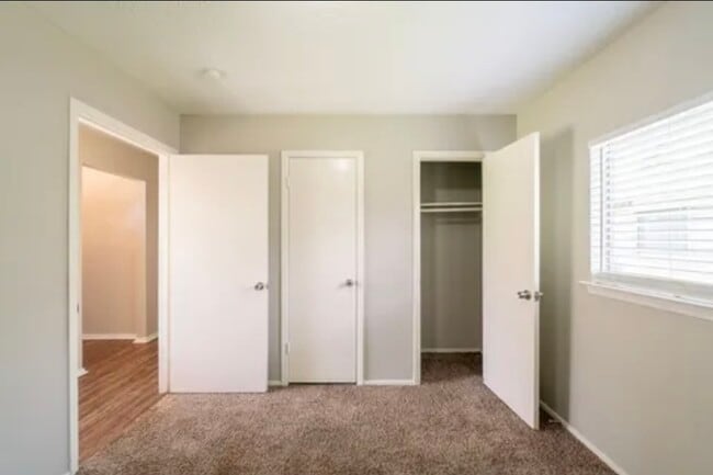 Building Photo - 20422 Bishops Gate Ln