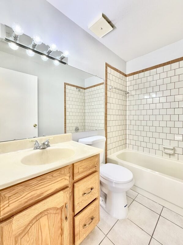 Building Photo - 3455 Countryside Blvd