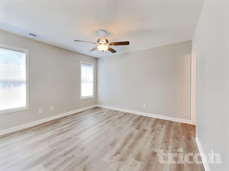 Building Photo - 2410 King Malcolm Ln