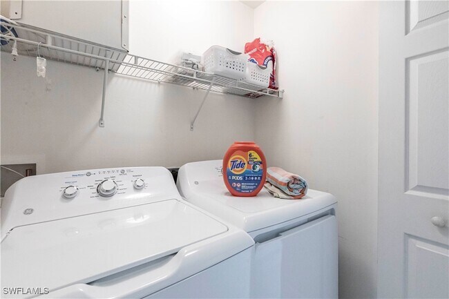 Building Photo - 15616 Marcello Cir
