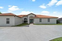 Building Photo - 15862 SW 286th St