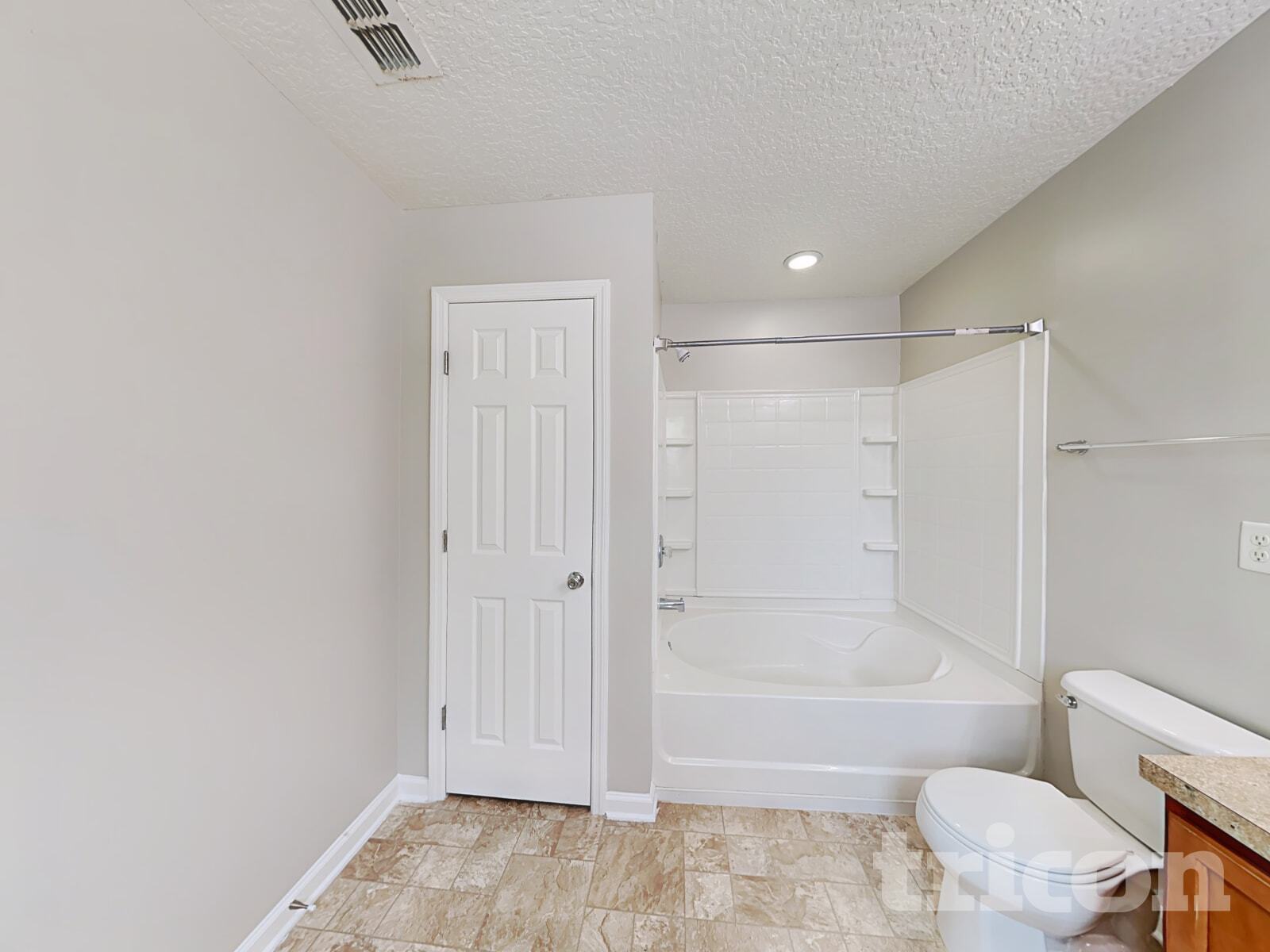 Building Photo - 11982 Alexandra Dr