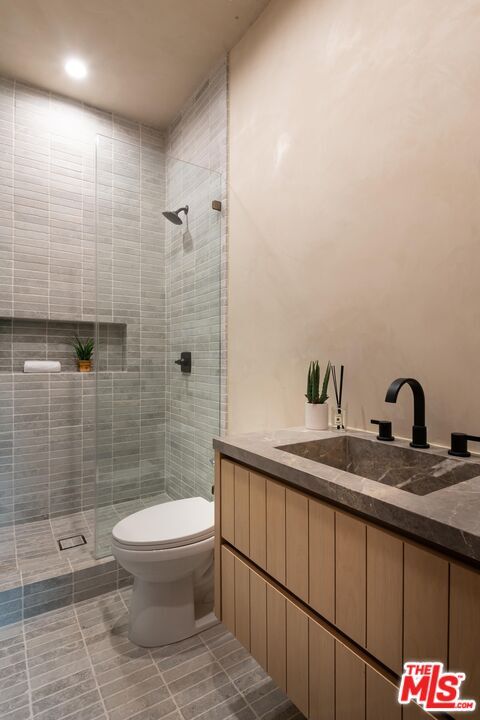 Building Photo - 11748 La Maida St