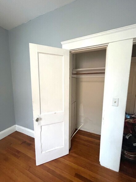 Building Photo - 20 Hudson St