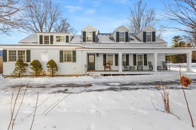 Building Photo - 3436 Main St