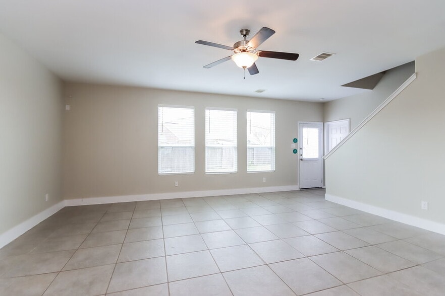 Building Photo - 29012 Birch Green Way