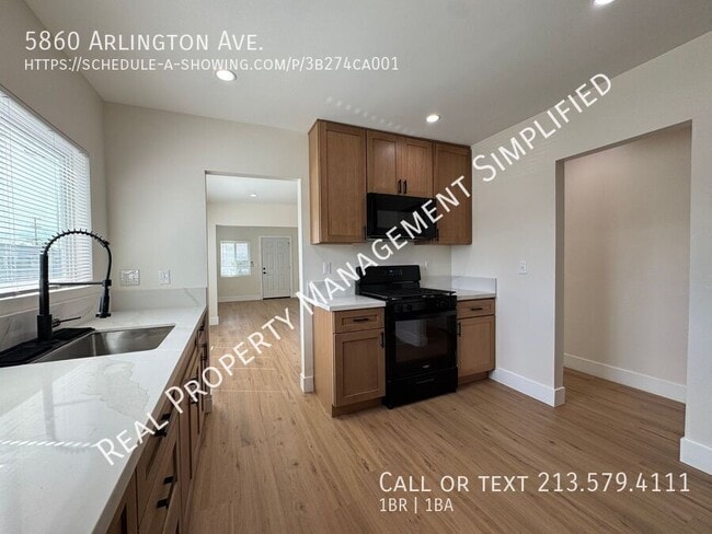 Building Photo - 5860 Arlington Ave