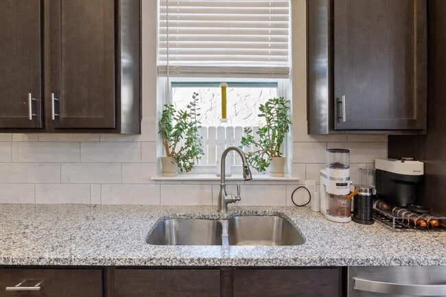 Building Photo - 3814 Chance Loop