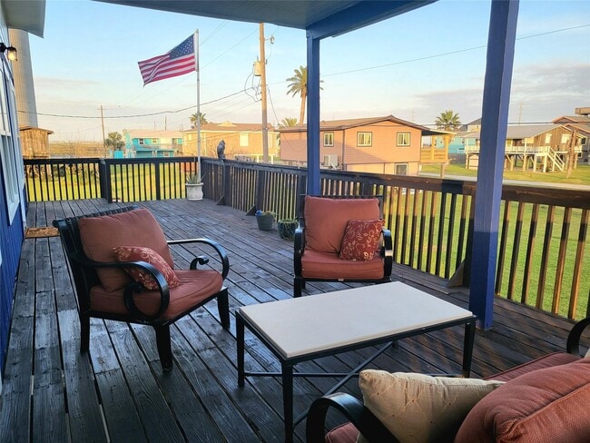 Building Photo - 16527 Lewis Scott Rd