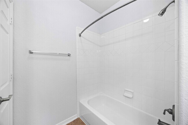 Building Photo - 10311 Pitcataway Dr