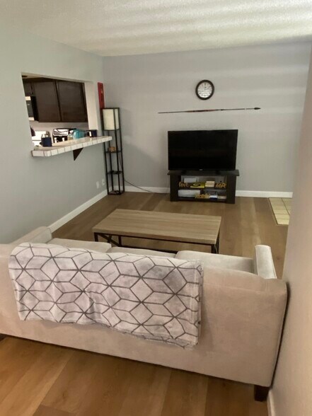 Living Room looking with Dining Counter - 365 W Alameda Ave