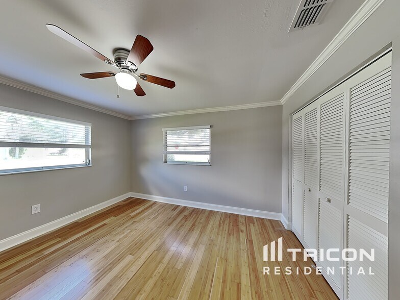 Building Photo - 4728 Lark Ridge Cir