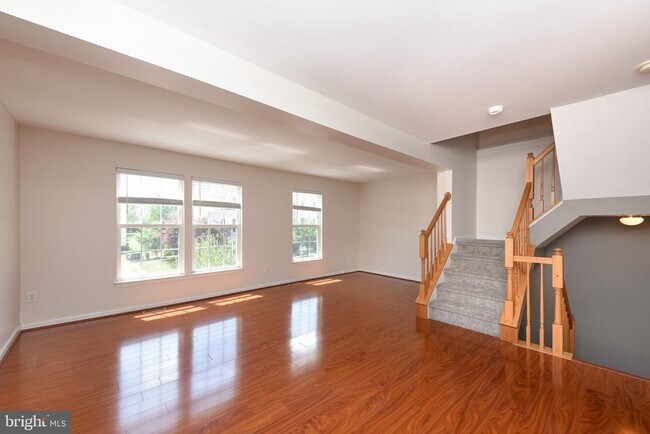 Building Photo - 401 Jene Ct