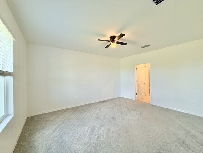 Building Photo - 3521 Great Pk Ct