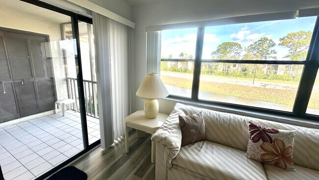 Building Photo - 7593 Tahiti Ln