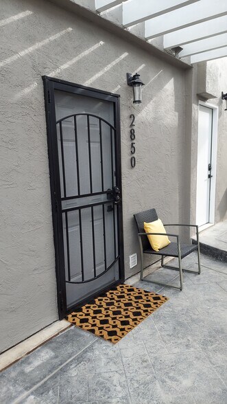 Building Photo - 2848 Morningside St