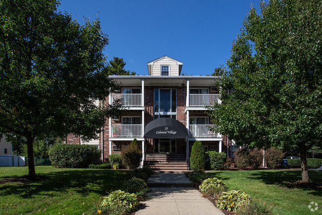 Building Photo - Colonial Village