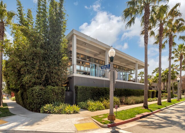 Community Pool and Gym - 13044 Pacific Promenade