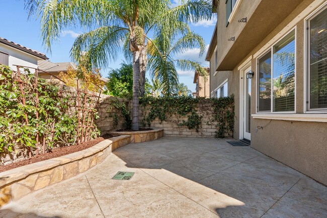 Building Photo - Charming 3-Bedroom Mariposa Townhome for R...