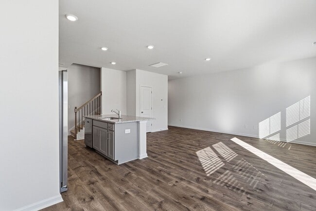 Building Photo - New Construction in Brightwood Farms! End unit!