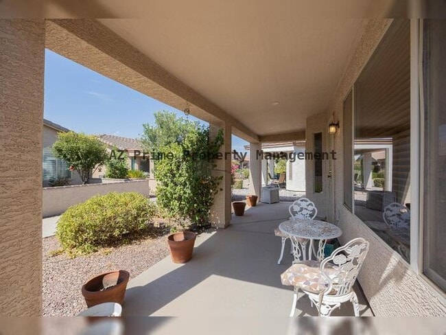 Building Photo - 3431 E Torrey Pines Ln