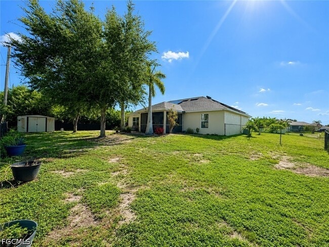 Building Photo - 2600 NW 1st Pl