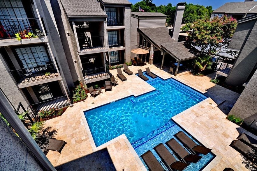 Everwood Apartments 6910 Skillman St Dallas TX 75231 Apartment Finder