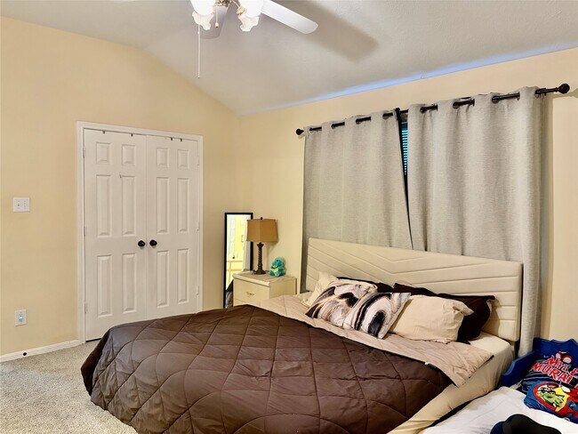 Building Photo - 5329 Tallowpine Terrace