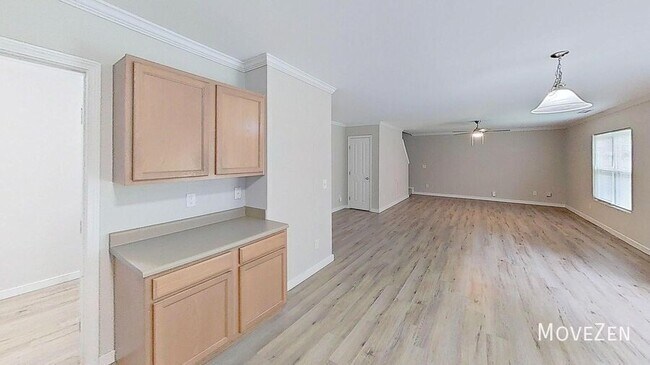 Building Photo - 4435 Stonewall Dr