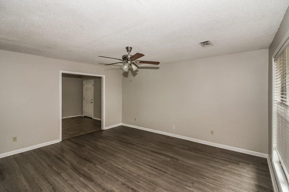 Building Photo - 8229 Valley Ridge Trail