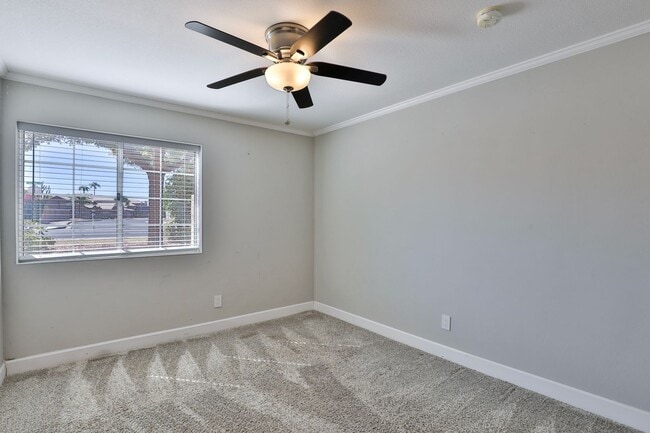 Building Photo - Pet Friendly 5-bedroom, 3 bath Home w/ Pool and Finished Basement