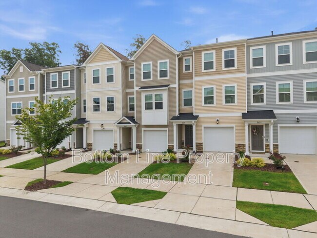 Building Photo - 2617 Chert Ln