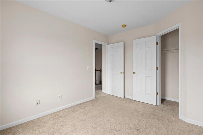 Building Photo - 3043 Diamond Spring Ln