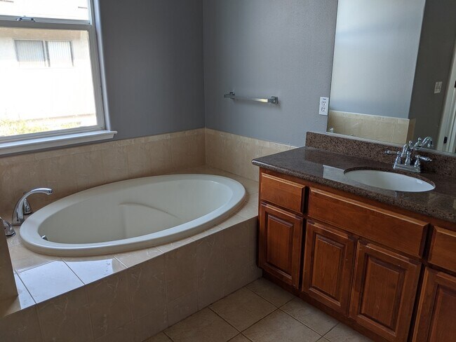 Building Photo - 4101 Toddika Ln