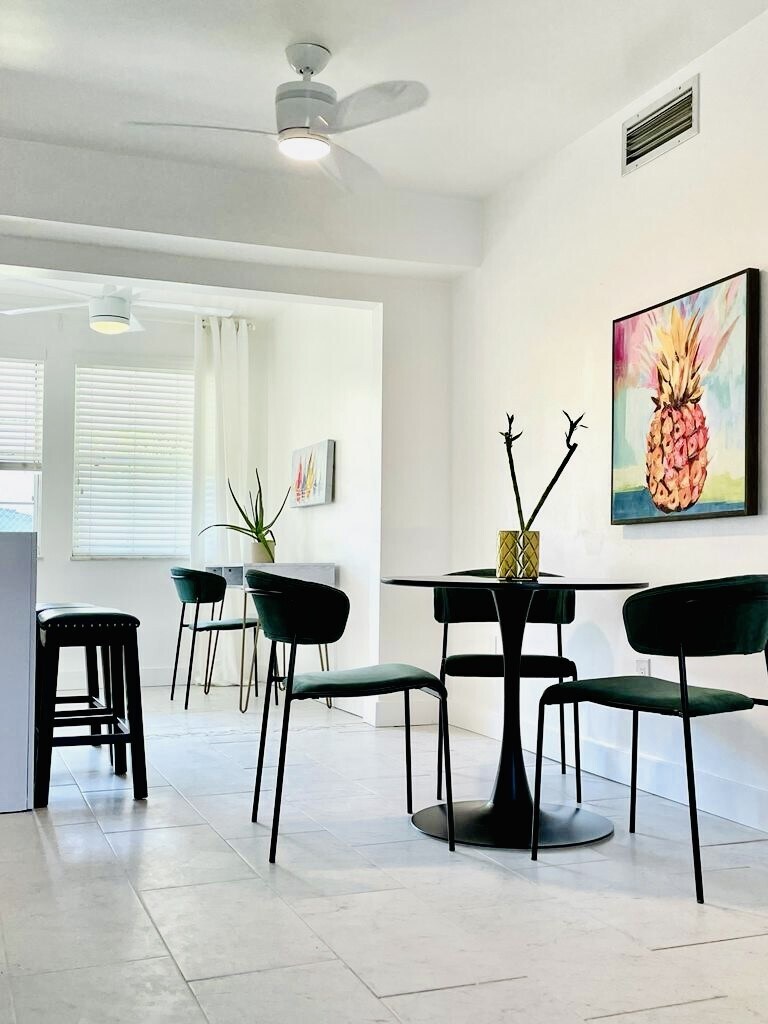 DINING ROOM - 4158 Tamiami Trl