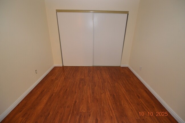 Building Photo - 90 Parrish Ln