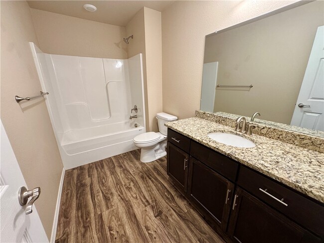 Building Photo - 1020 Clearspring Ct
